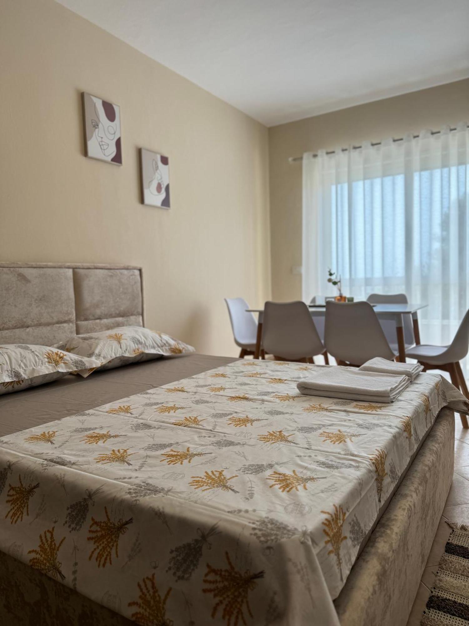 Sea & Gardenview Apartments Durrës Exterior foto
